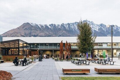 Queenstown Airport, 